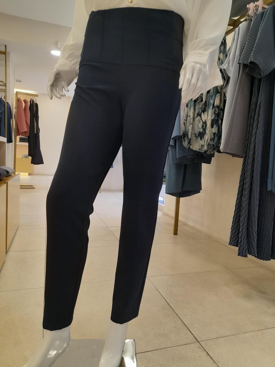 PANTALONE CONTINUATIVO